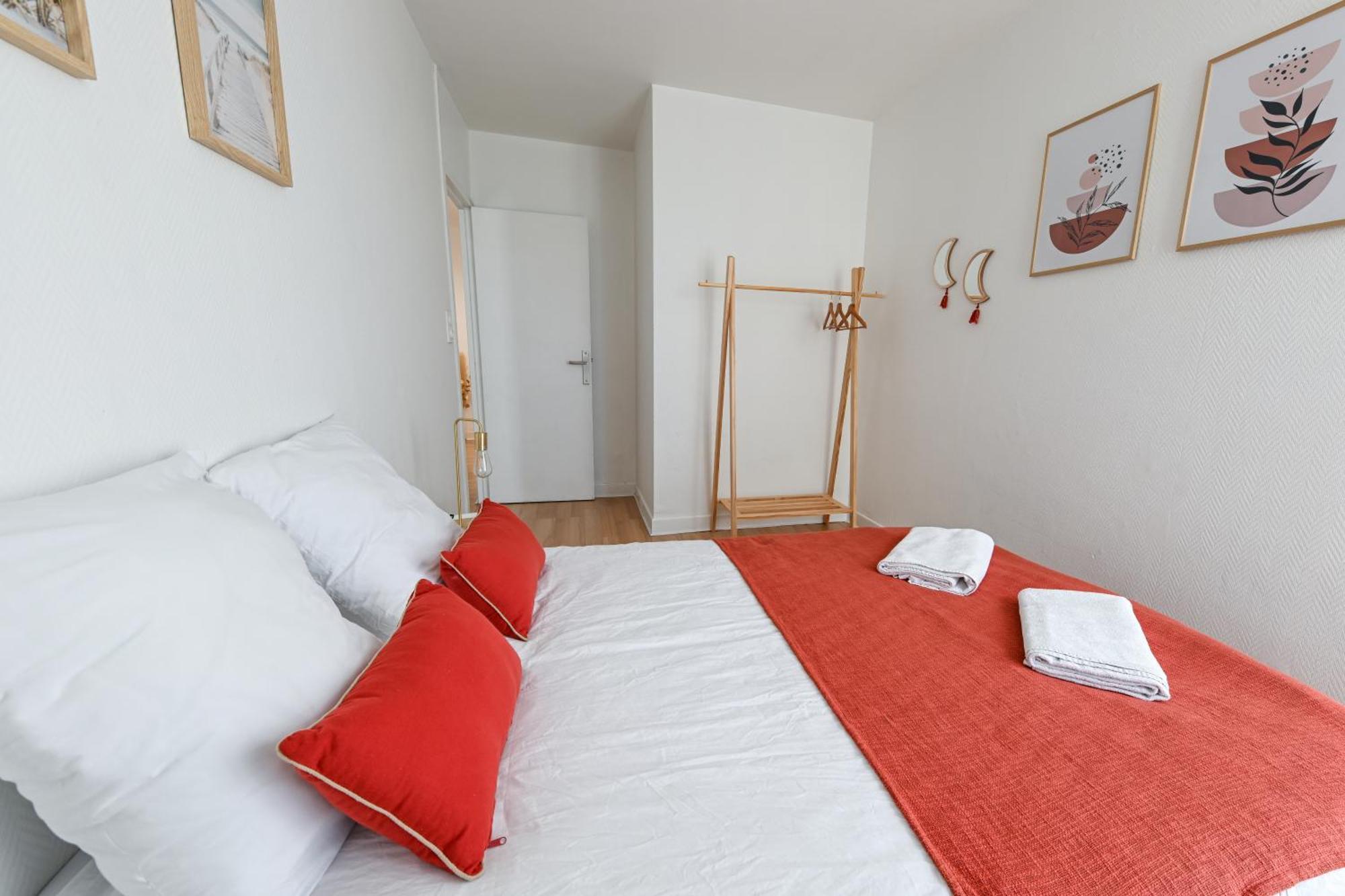 Grand Appartement Avec Balcon Hyper - Centre 타르브 외부 사진