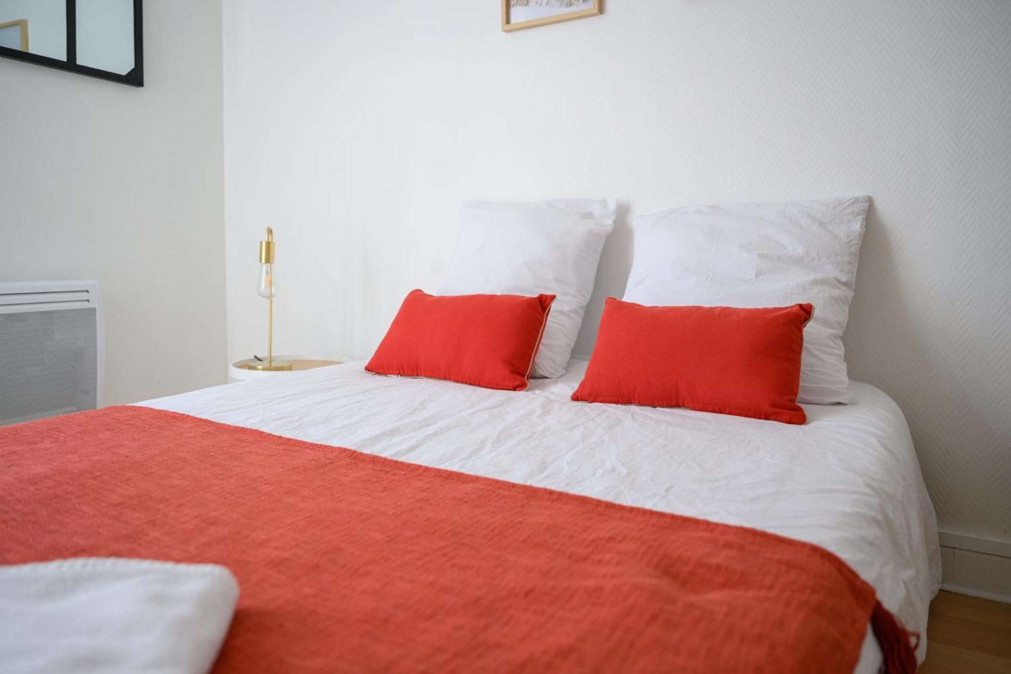 Grand Appartement Avec Balcon Hyper - Centre 타르브 외부 사진